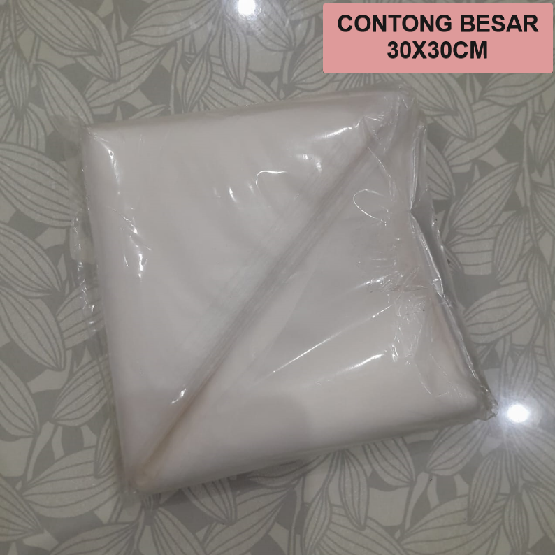 ART HD Segitiga Plastik Contong Besar 30x30cm Pak(50)